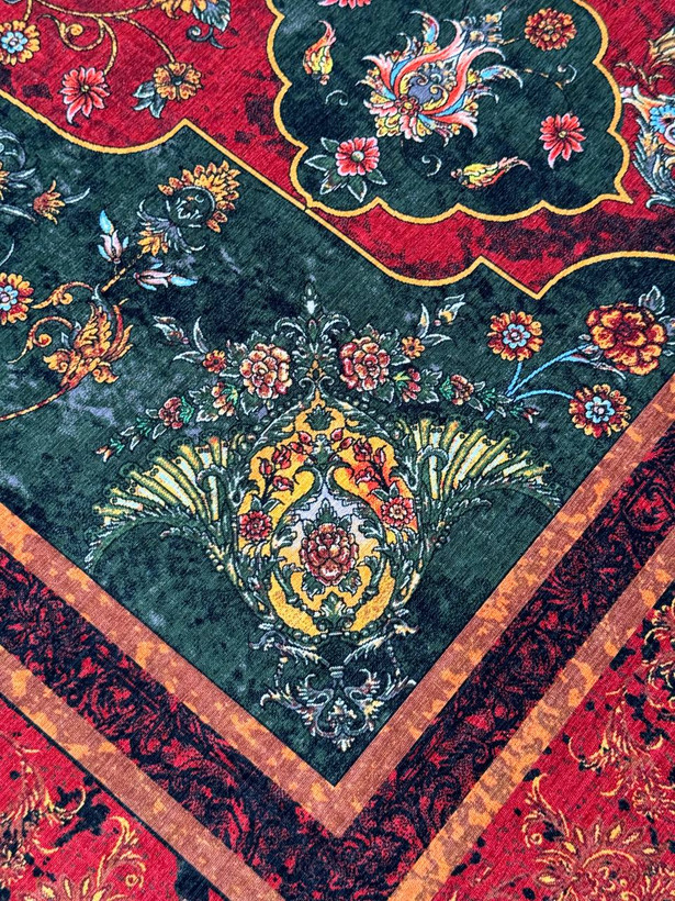 فرشینه مخمل لاکی سبز